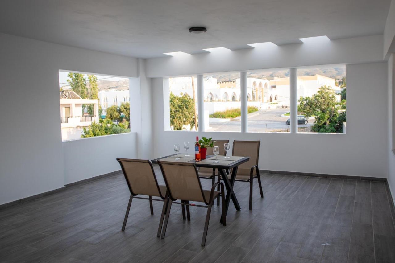 On The Breeze 1 Apartment Kos Town Ngoại thất bức ảnh